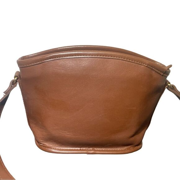 Valerie Stevens Brown Leather Crossbody Bag with Adjustable Strap - Picture 2 of 7